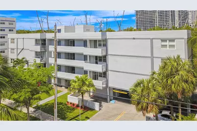 16518 NE 26th Ave #405, North Miami Beach, FL 33160 - Photo 17