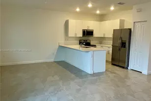 708 SE 13th Ct, Homestead, FL 33034 - Photo 5