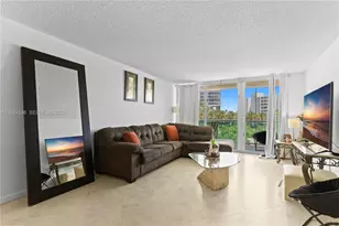 100 Bayview Dr, Sunny Isles Beach, FL 33160 - Photo 5