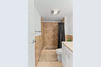 100 Bayview Dr #307, Sunny Isles Beach, FL 33160 - Photo 15