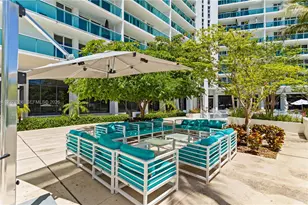 100 Bayview Dr, Sunny Isles Beach, FL 33160 - Photo 23