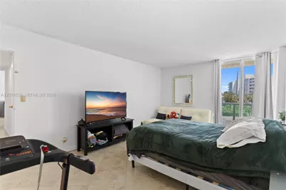 100 Bayview Dr #307, Sunny Isles Beach, FL 33160 - Photo 17
