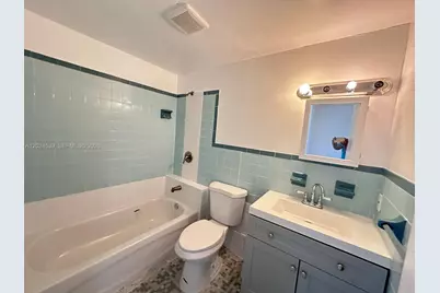 365 NE 125th St #306, North Miami, FL 33161 - Photo 13