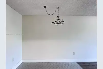 365 NE 125th St #306, North Miami, FL 33161 - Photo 5