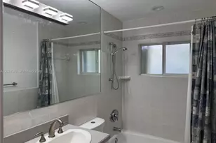 1660 NW 42nd St, Oakland Park, FL 33309 - Photo 21