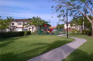 5702 NW 112th Ct, Doral, FL 33178 - Photo 5