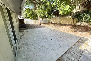 61 SW 34th Ave, Deerfield Beach, FL 33442 - Photo 15