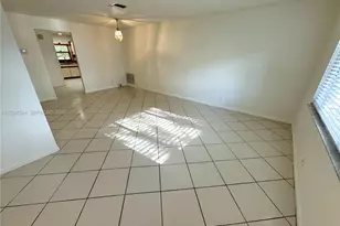 61 SW 34th Ave, Deerfield Beach, FL 33442 - Photo 3