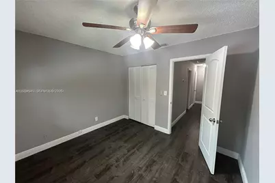 29 Madrid Ln #8-9, Davie, FL 33324 - Photo 17