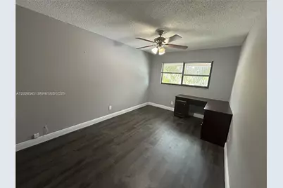 29 Madrid Ln #8-9, Davie, FL 33324 - Photo 19