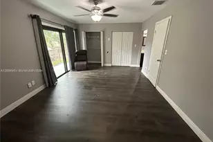 29 Madrid Ln, Davie, FL 33324 - Photo 23