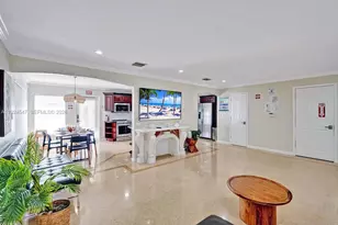 1016 Harrison St, Hollywood, FL 33019 - Photo 9