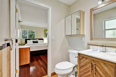 1016 Harrison St, Hollywood, FL 33019 - Photo 13