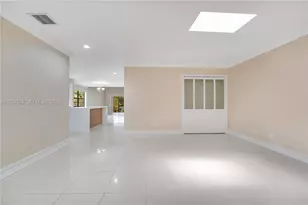 3719 Estepona Ave, Doral, FL 33178 - Photo 5