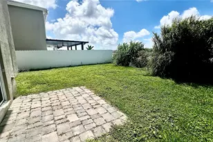 619 NE 4th St, Florida City, FL 33034 - Photo 15