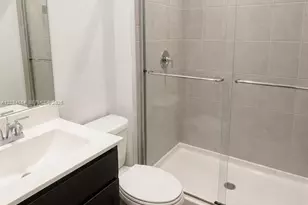 619 NE 4th St, Florida City, FL 33034 - Photo 9