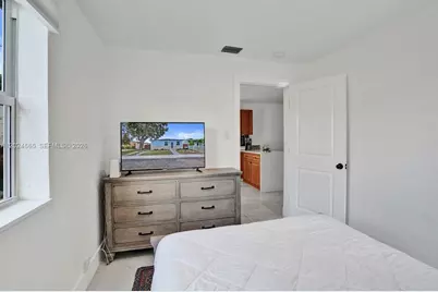 2220 Hope St, Hollywood, FL 33020 - Photo 15