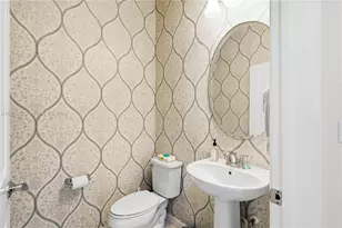 4325 Large Leaf Ln, Hollywood, FL 33021 - Photo 27