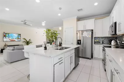 4325 Large Leaf Ln, Hollywood, FL 33021 - Photo 25