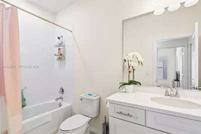4325 Large Leaf Ln, Hollywood, FL 33021 - Photo 37