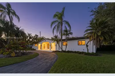 8695 SW 110th St, Miami, FL 33156 - Photo 3