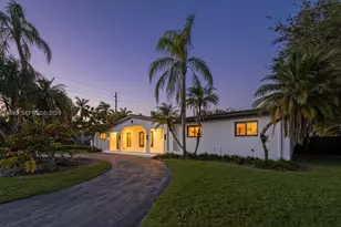 8695 SW 110th St, Miami, FL 33156 - Photo 3