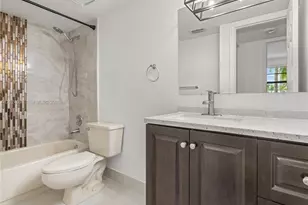 7547 Fairfax Dr, Tamarac, FL 33321 - Photo 15