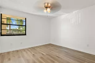 7547 Fairfax Dr, Tamarac, FL 33321 - Photo 13