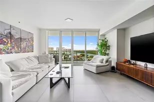 400 Sunny Isles Blvd, Sunny Isles Beach, FL 33160 - Photo 23
