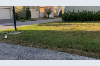 2366 SE Tavares Dr, Port Saint Lucie, FL 34952 - Photo 1