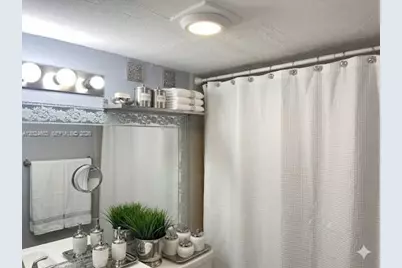 4550 NW 9th St #203E, Miami, FL 33126 - Photo 7