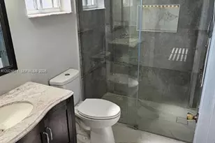 17362 NW 74th Ave, Hialeah, FL 33015 - Photo 35