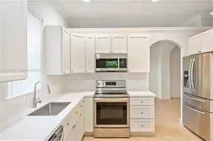 12858 SW 52nd St, Miramar, FL 33027 - Photo 3