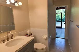 2091 NW 85th Way, Pembroke Pines, FL 33024 - Photo 19