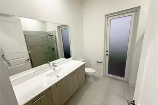 12209 SW 43rd St, Davie, FL 33330 - Photo 11