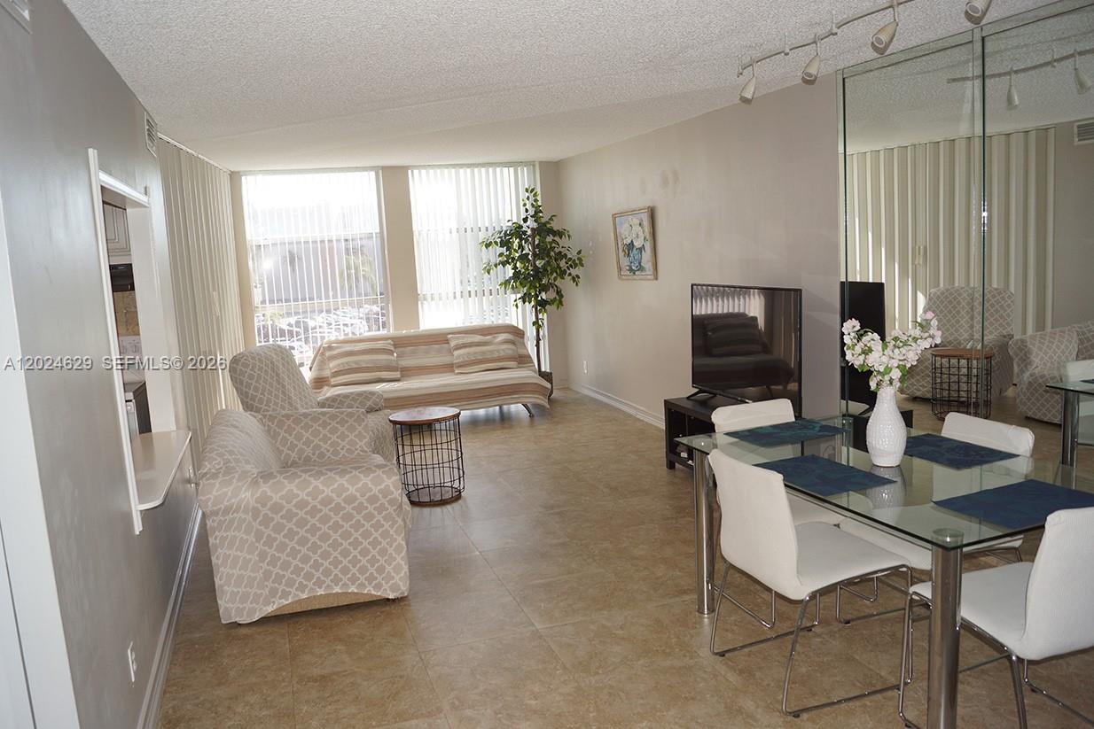 801 Three Islands Boulevard #312 - 801 Three Islands Boulevard #312, Hallandale Beach, FL 33009 Luxury Property | Jose Angel Pina