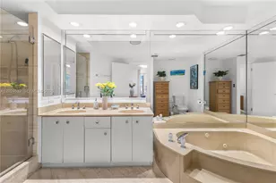 20281 E Country Club Dr, Aventura, FL 33180 - Photo 17