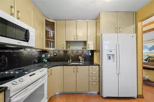 3551 NE 169th St, North Miami Beach, FL 33160 - Photo 3