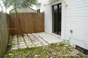 958 NW 10th St, Florida City, FL 33034 - Photo 37