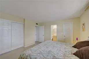 1040 SE 4th Ave, Deerfield Beach, FL 33441 - Photo 29
