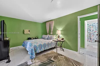 5931 NE 1st Ave, Oakland Park, FL 33334 - Photo 13