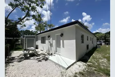 404 NW 18th Ave, Fort Lauderdale, FL 33311 - Photo 17