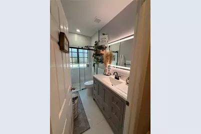 2116 NE 38th Rd #2116, Homestead, FL 33033 - Photo 13