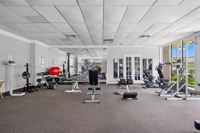 300 Bayview Dr #807, Sunny Isles Beach, FL 33160 - Photo 27