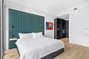 20 NE 11th St, Miami, FL 33132 - Photo 7
