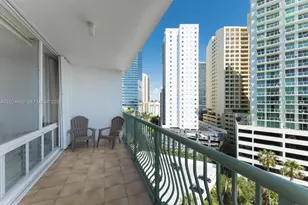 1408 Brickell Bay Dr, Miami, FL 33131 - Photo 15