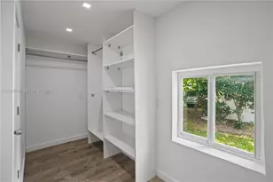 1081 NE 166th St, North Miami Beach, FL 33162 - Photo 35