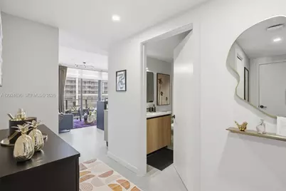 121 NE 5th St #1712, Miami, FL 33132 - Photo 65