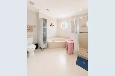 7305 NW 173rd Dr #102, Hialeah, FL 33015 - Photo 13