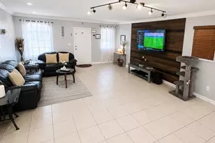 7305 NW 173rd Dr, Hialeah, FL 33015 - Photo 3